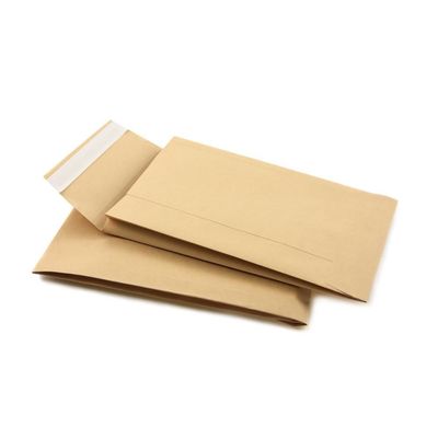 Enveloppe en forme de coffret en papier kraft de 120 grammes pour une facilité d'emballage rapide