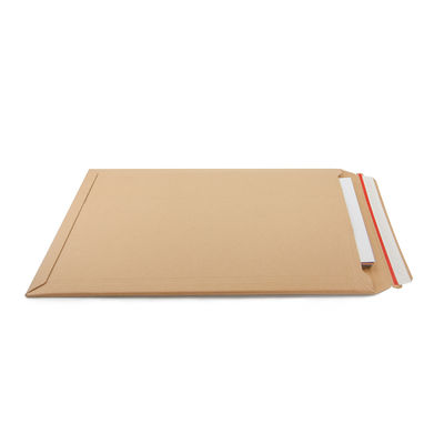 Emballage de livraison Rigid Flat Corrugated Book Mailers Enveloppe pour une logistique personnalisée